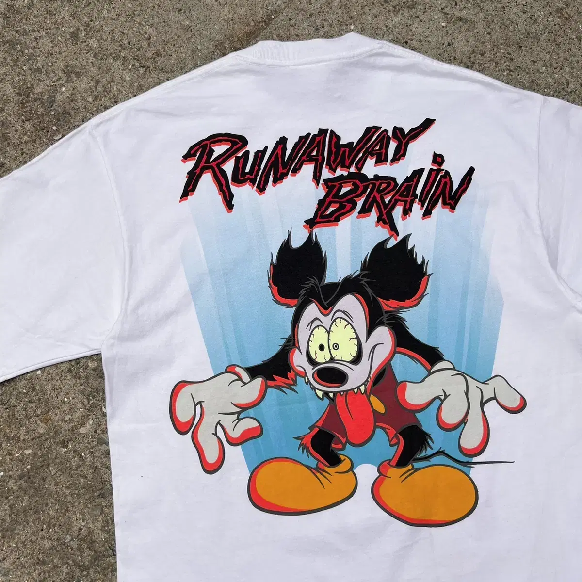 90s Disney Runaway Brain 티셔츠