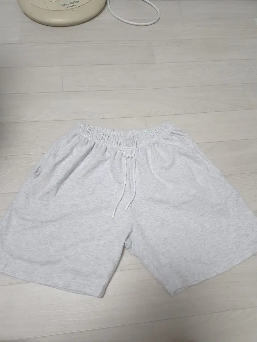 Sweatpants (vahn, white salt)