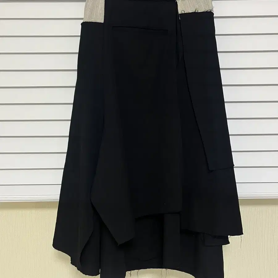 Yohji Yamamoto detailed skirt