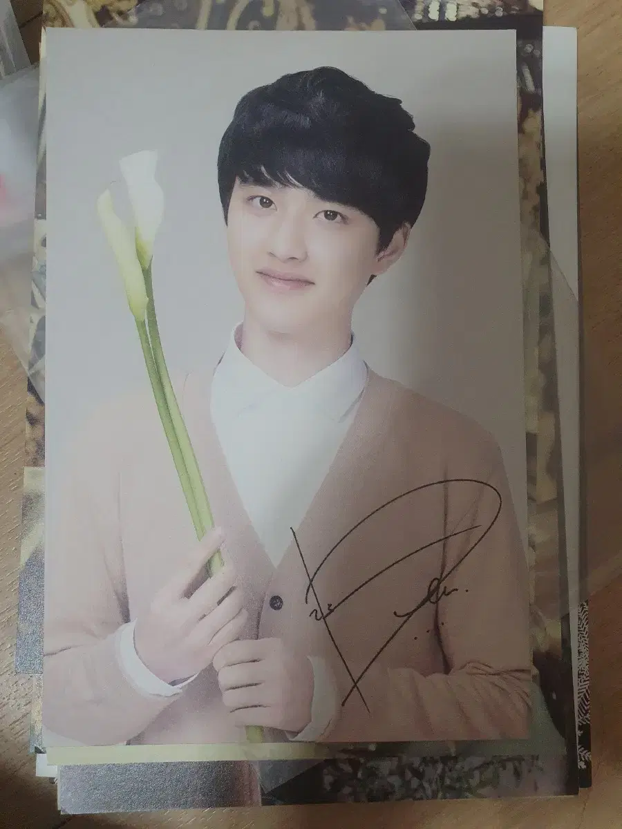 Exo Nature Public postcard d.o.