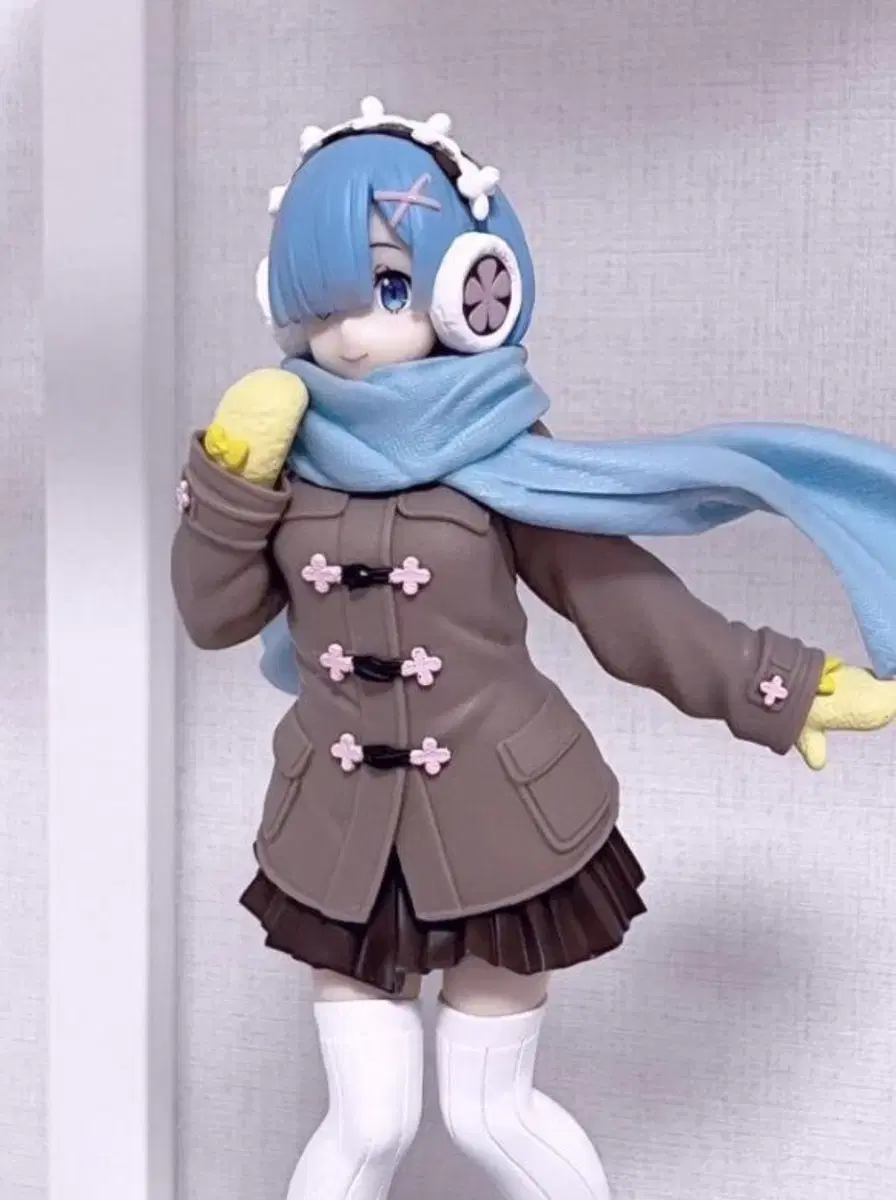 Lizero Rem Winter Coat Beautiful Girl Figure Otherworld