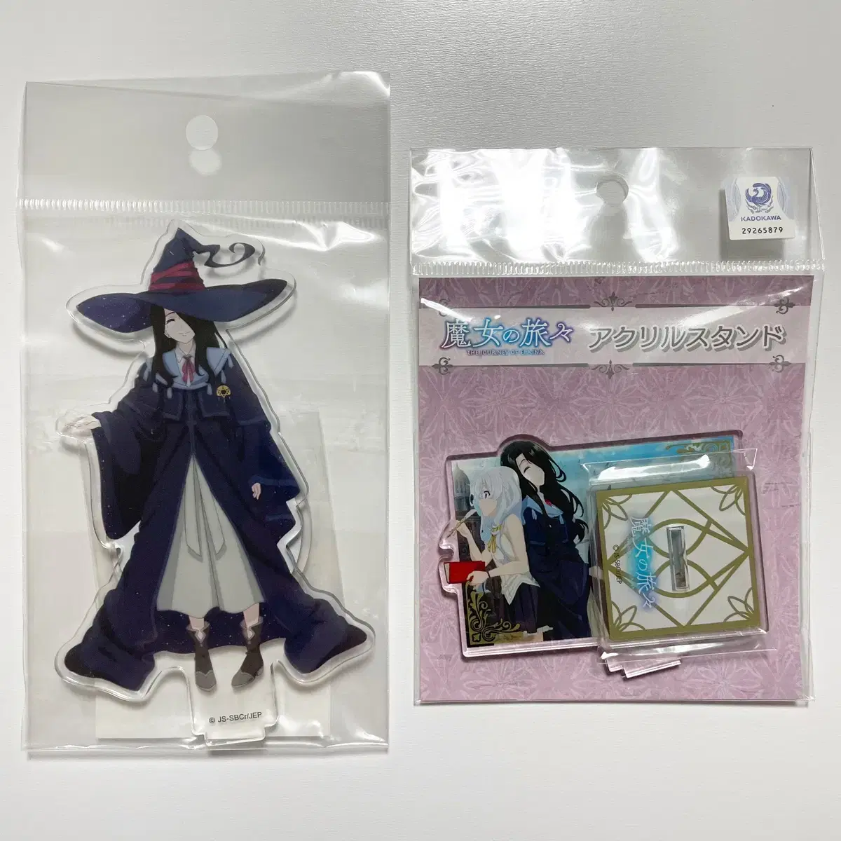 Witch's Journey Ilayna Fran acrylic stand Sells diorama merchandise.