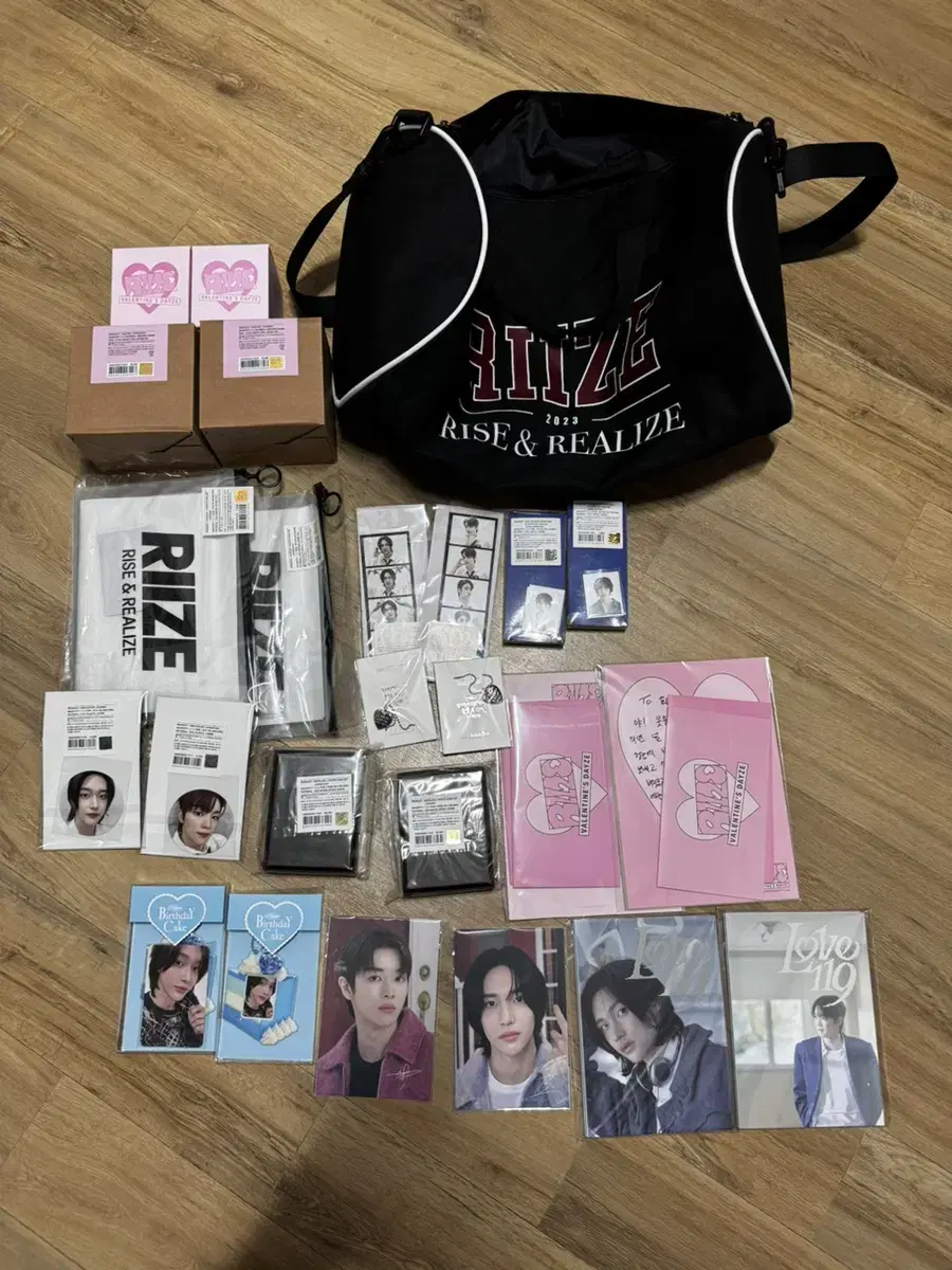 Rize pop up Valentine's Goods sungchan wonbin WTS