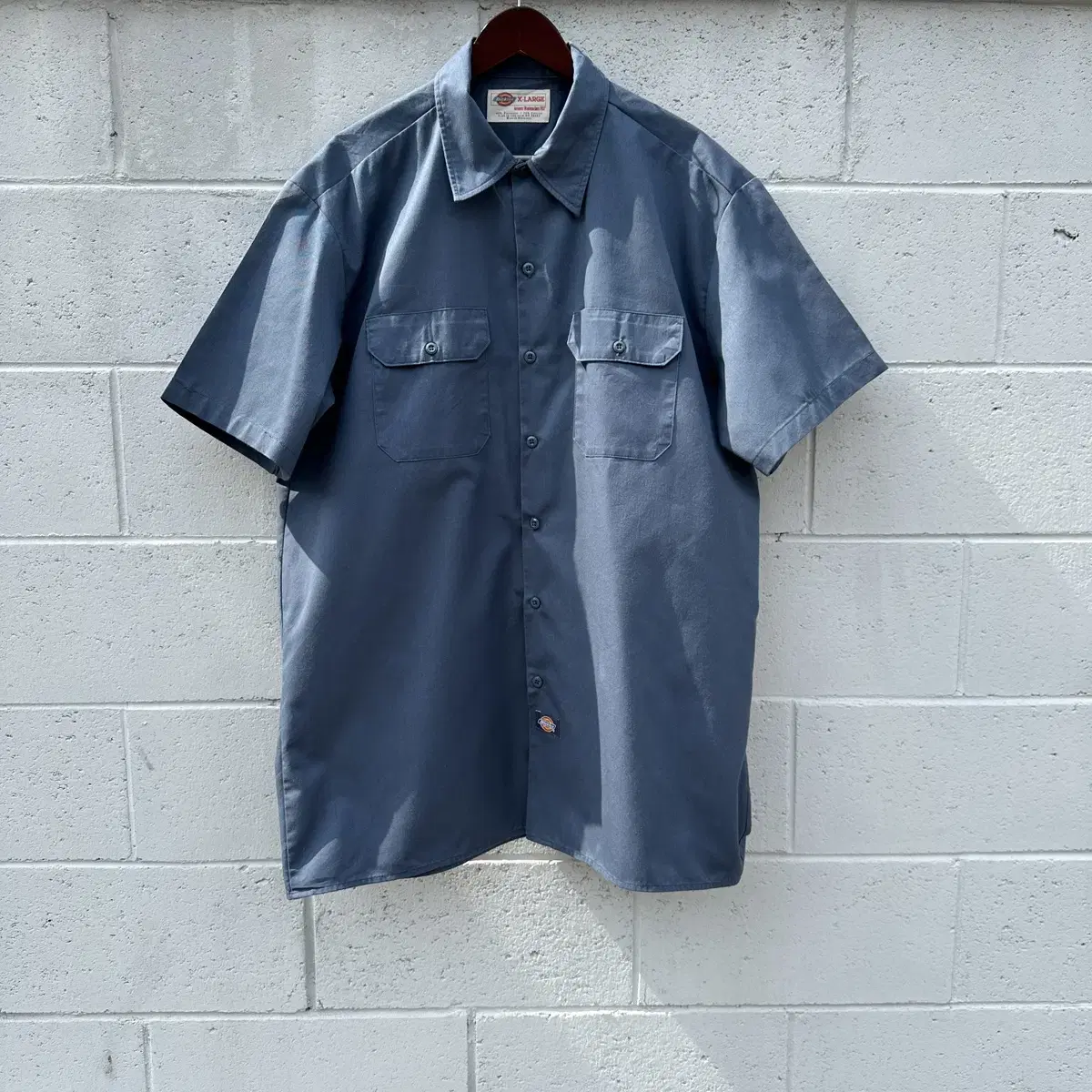 [115] Dickies bloo short sleeve work shirt.