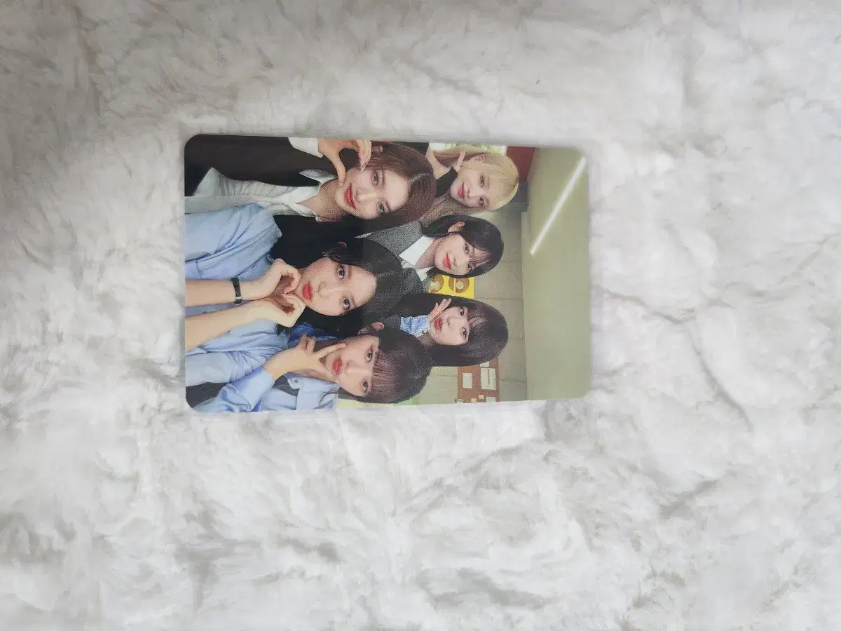 Ive Magazine Random Photocard Pack Group Photocard