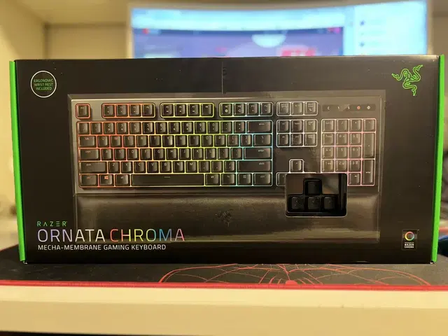 Razer Ornata Chroma 게이밍 키보드