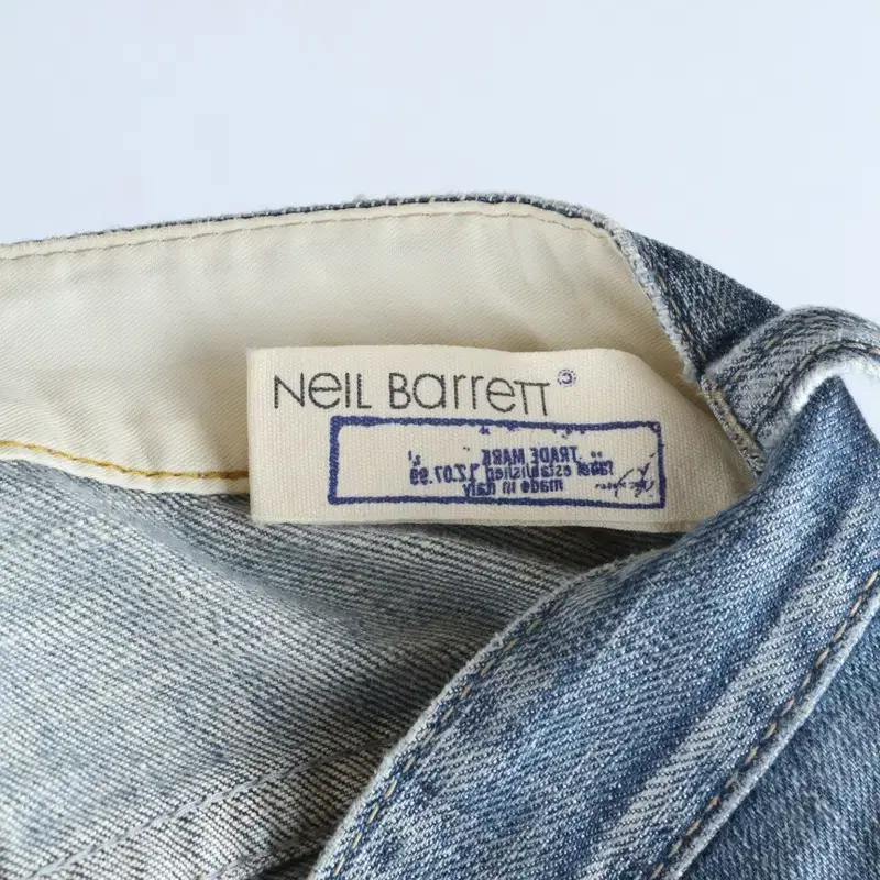 NEIL BARRETT DAMAGE DENIM