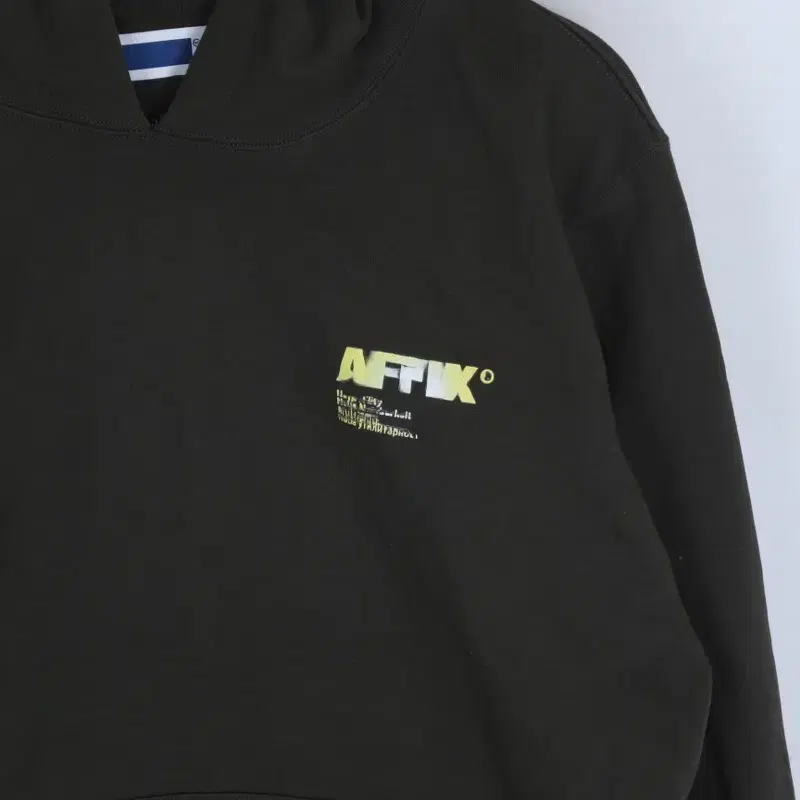 아픽스 LOGO HOODIE