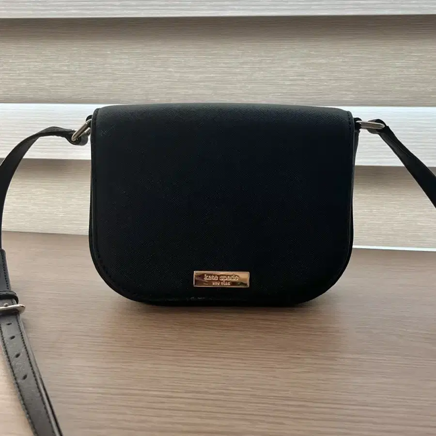 Kate spade 크로스백 정품