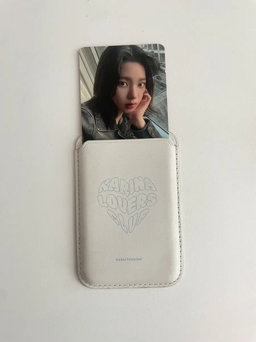 Aespa karina sells Meksafe wallets