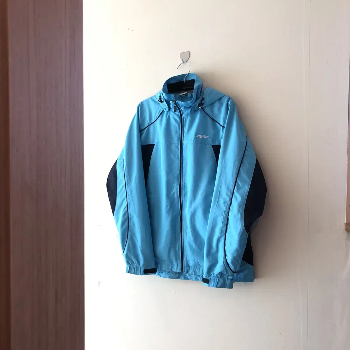 Vintage umbro sky hood windbreak