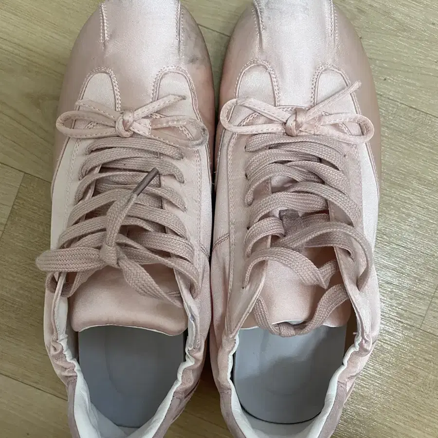 수심 Ballet Ribbon Sneakers(3 color) 발레 리본