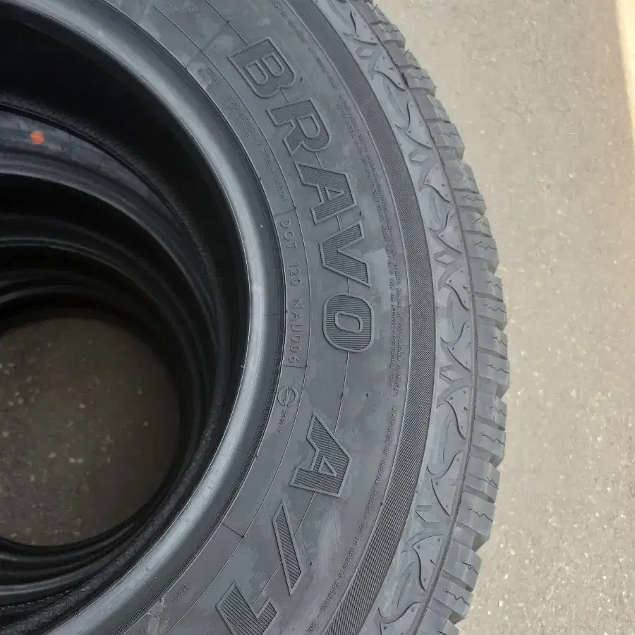 265/70R17 AT타이어 지프 랭글러 타이어