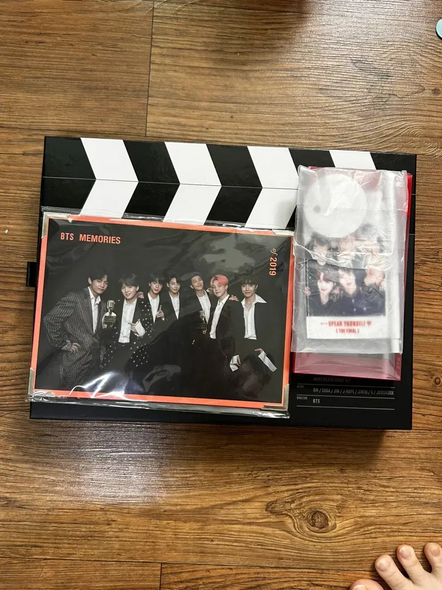 Bangtan bts 19 Amikit Memories pre-order benefit Framed BTS