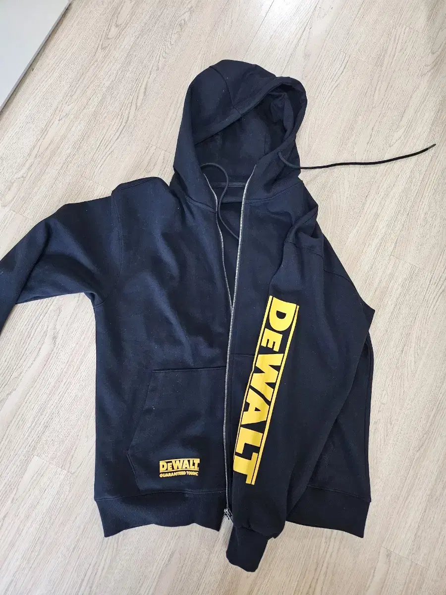 Dewalt's Hooded Collection