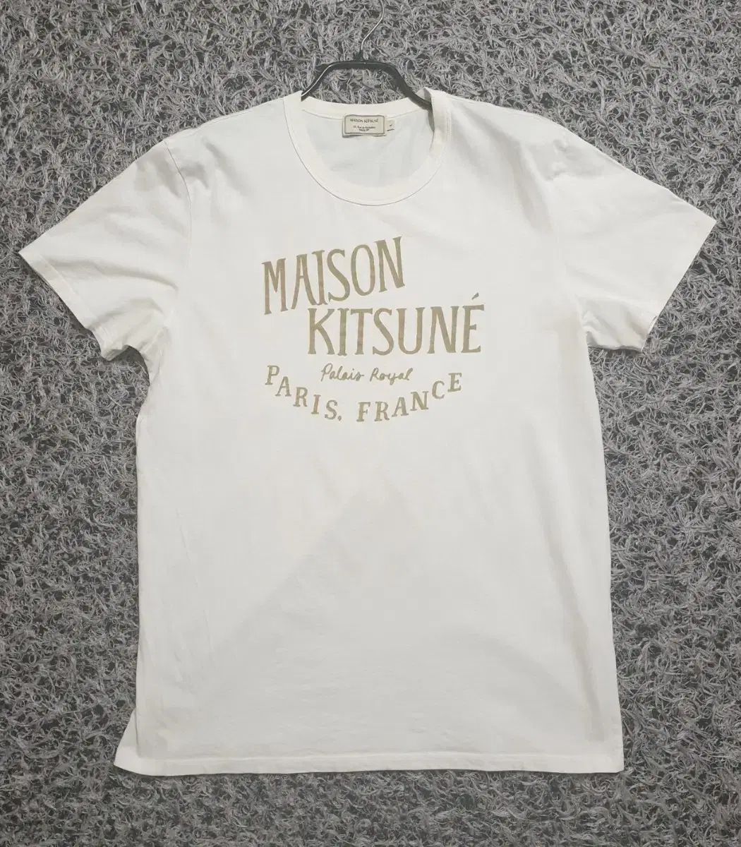 Maison Kitsune Ivory Round/L/New