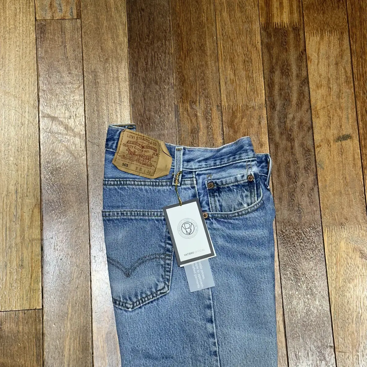 LEVIS 501 USED HIGH WAIST 31