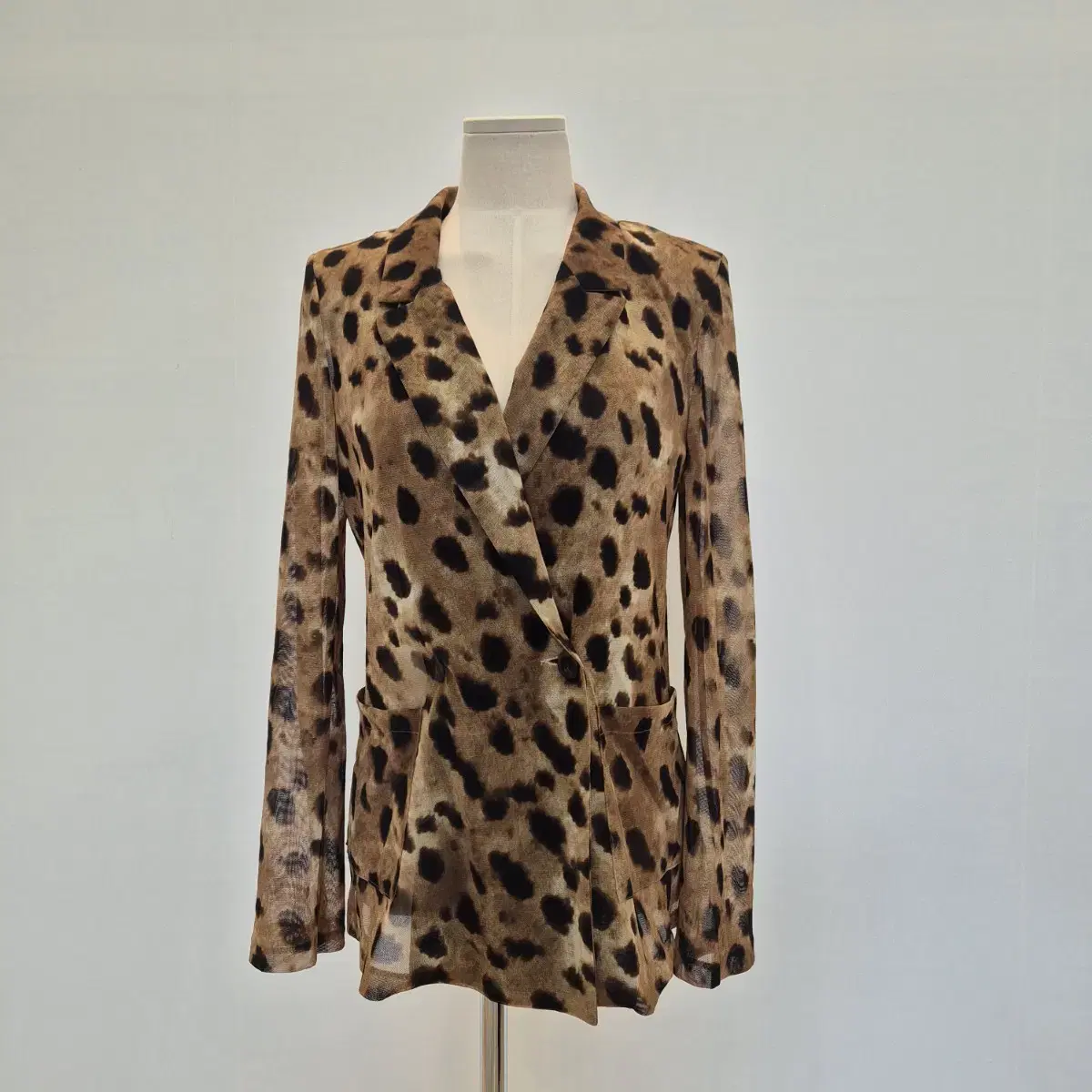 Women's leopard jacket