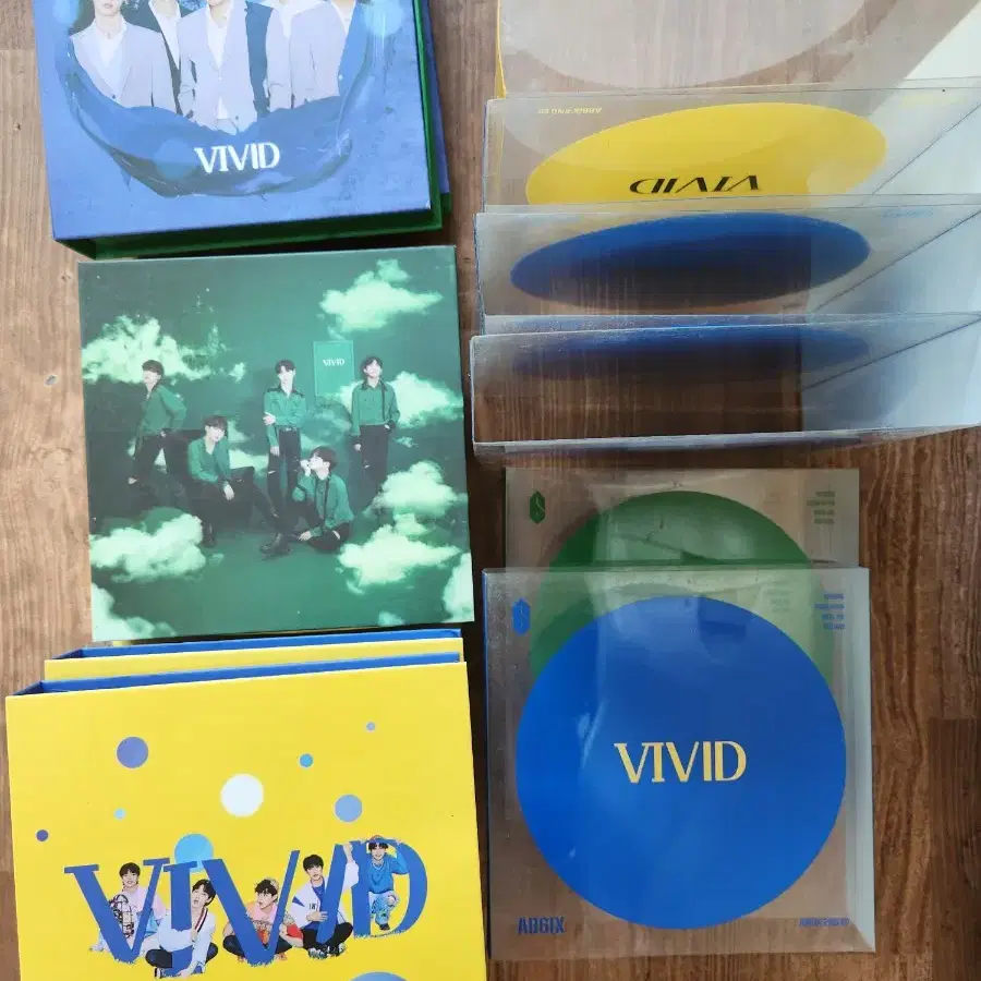 VIVID CD외 10장 새상품 36000원