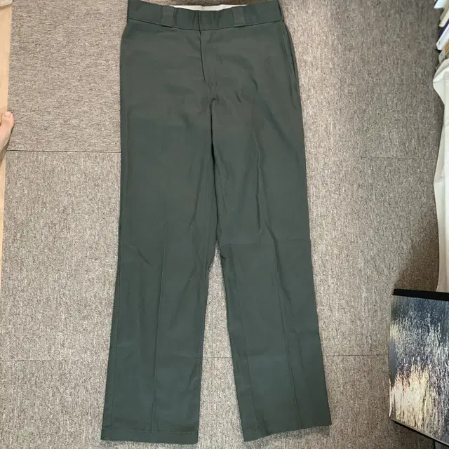 32) Dickies 디키즈 874 다크 올리브그린