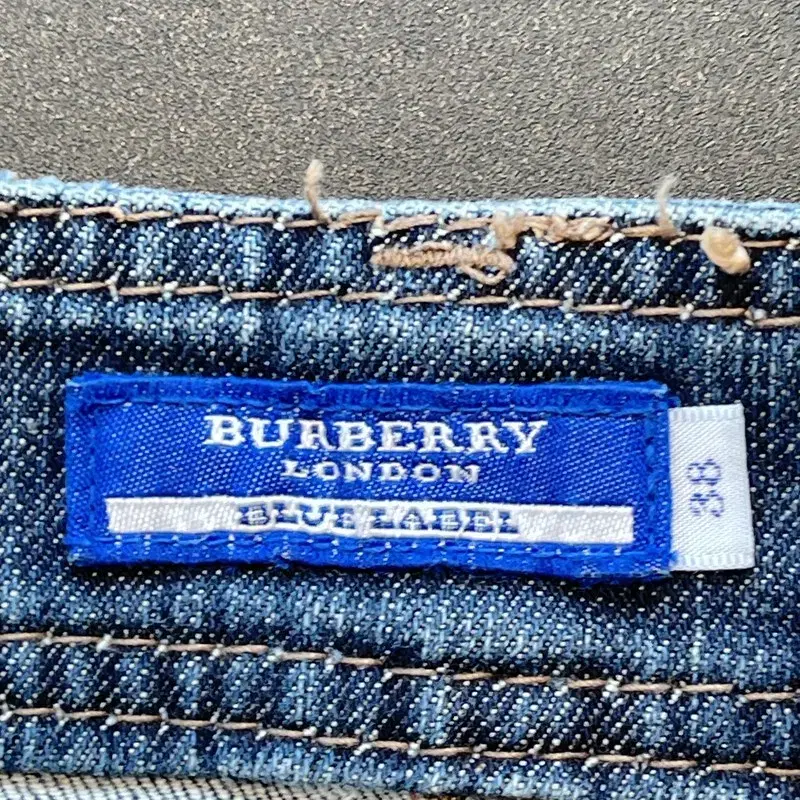 BURBERRY 미니스커트 27 HS01154