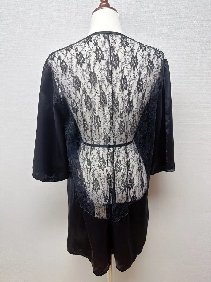 European Vintage Robe