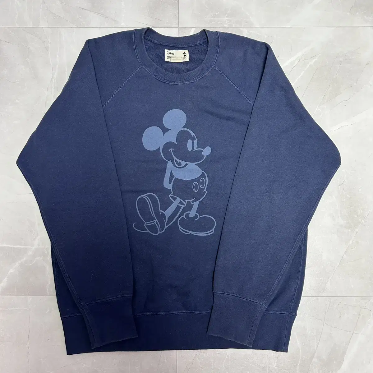 [UNIQLO] UT Mickey Sweatshirt