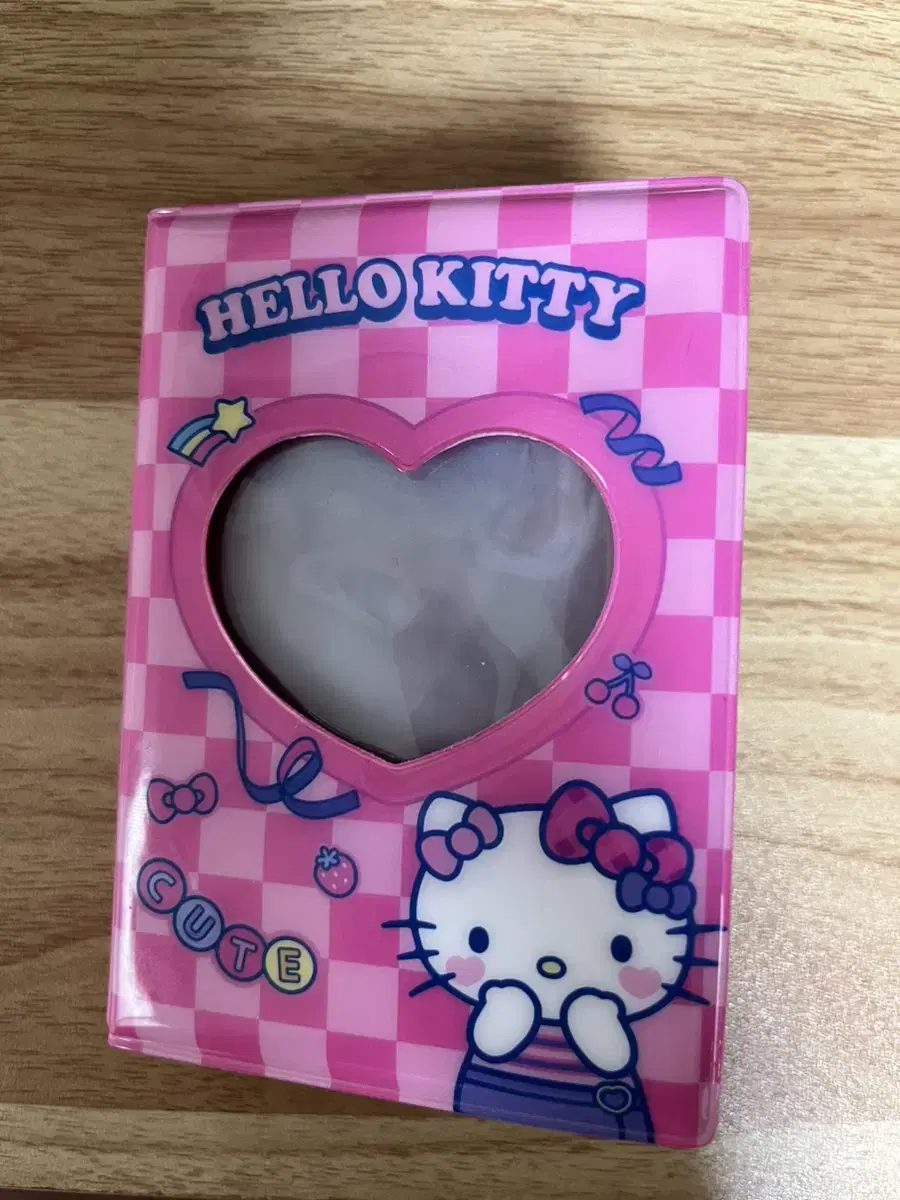 Hello Kitty photocard Collector's Book