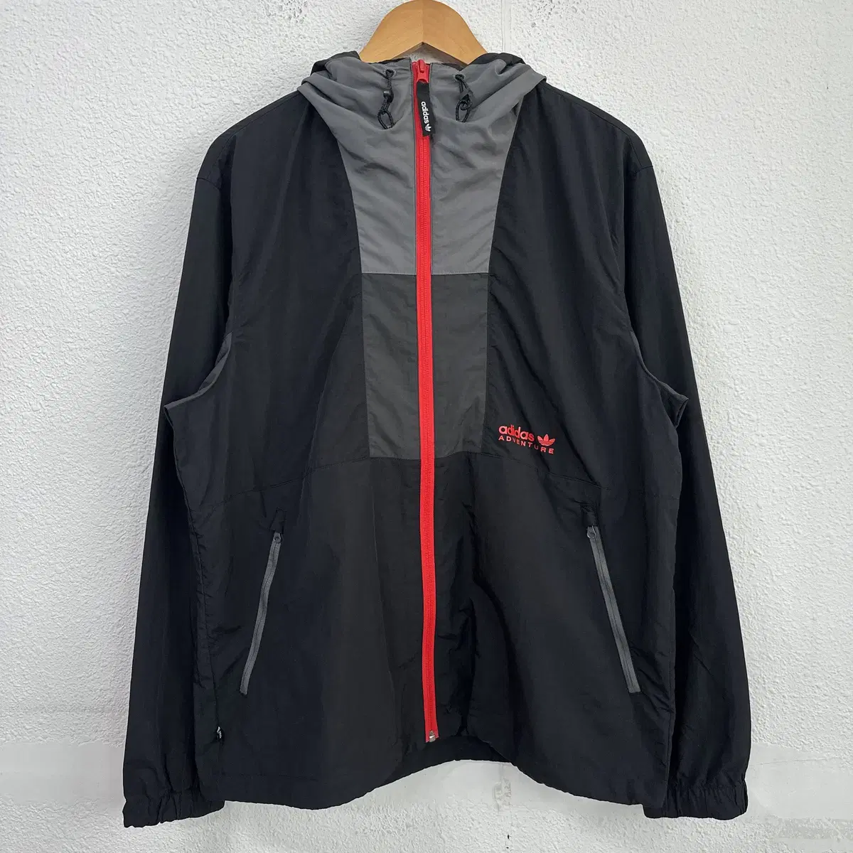 [100] New Adidas Adventure Blocked Windbreaker Windbreaker 8653