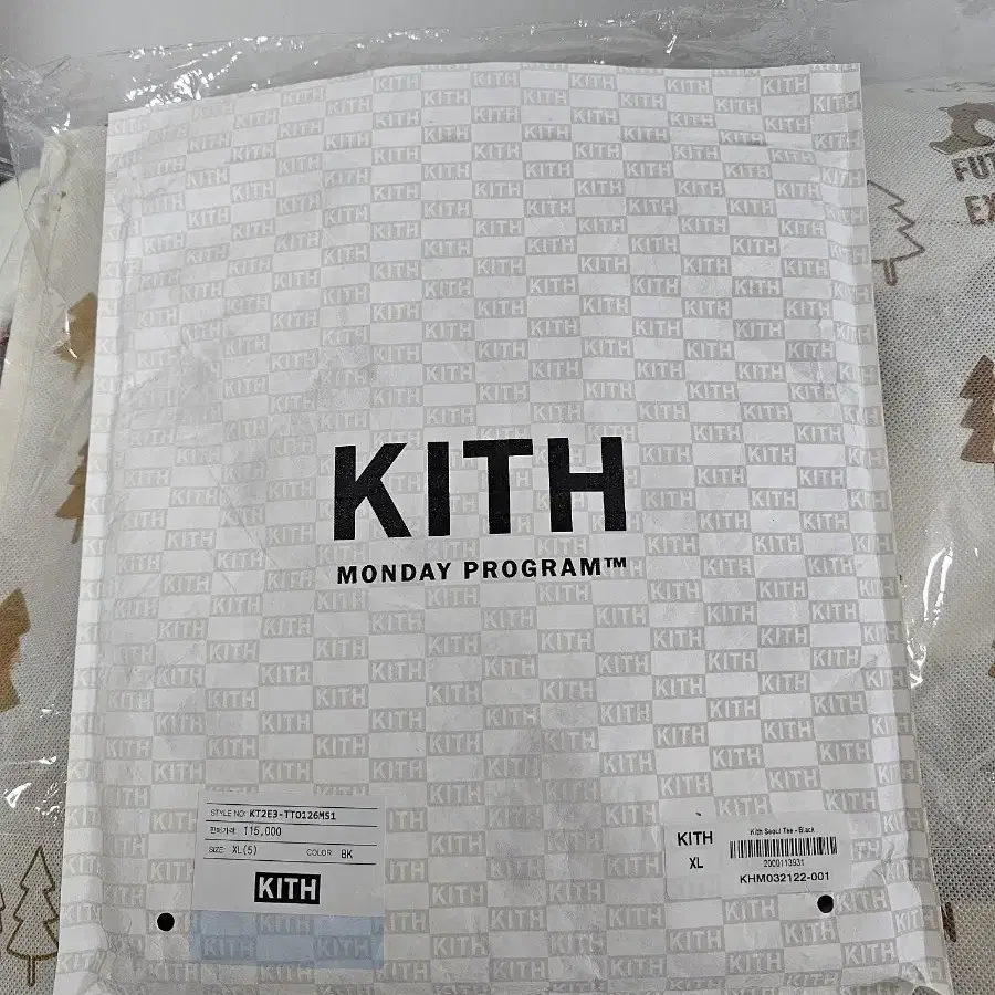 Kith 서울 티셔츠 XL사이즈