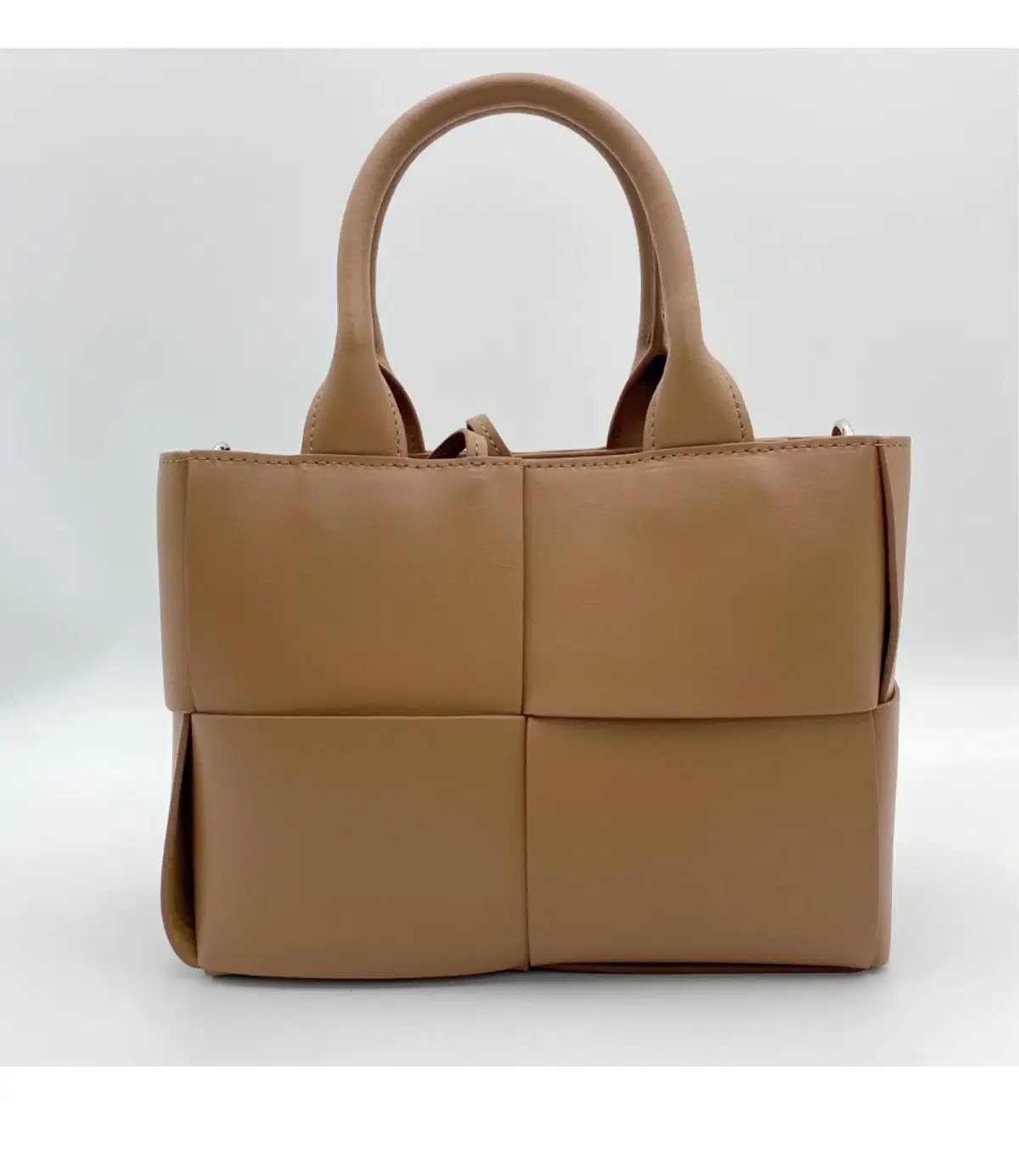 Cowhide weave tote bagShoulder bag