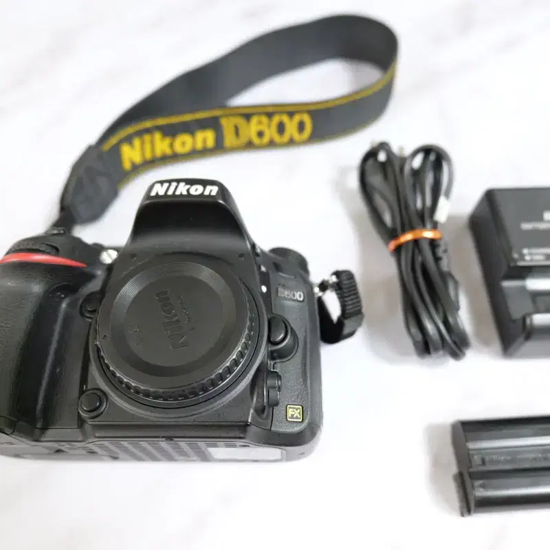 니콘 풀프레임 dslr 카메라 D600 바디 세트