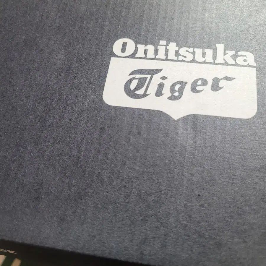 onitsuka tiger 슈박스