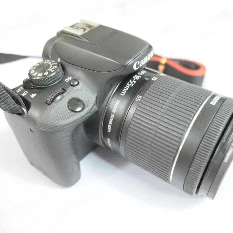 가장 작은 DSLR 카메라 캐논 EOS 100D 와 18-55 STM렌즈