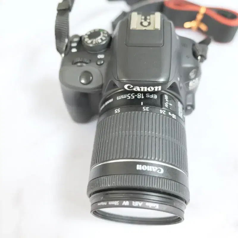 가장 작은 DSLR 카메라 캐논 EOS 100D 와 18-55 STM렌즈