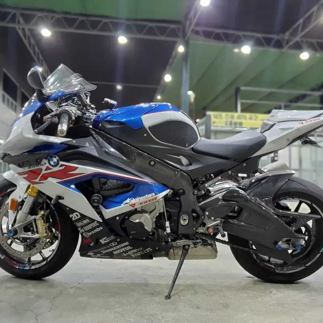 S1000RR s1000rr 새엔진(1300km) 판매합니다.