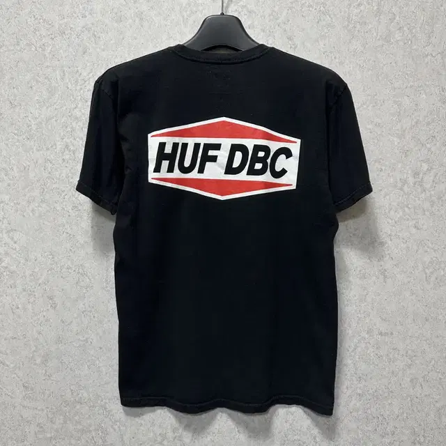 95 HUF 여자 반팔 티셔츠