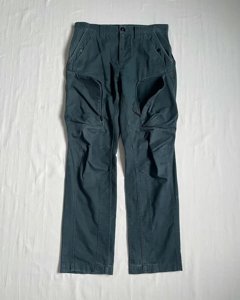 ARMANI EXCHANGE Gimmick Cargo Pants