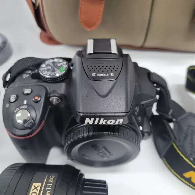 니콘 DSLR D5300 판매합니다