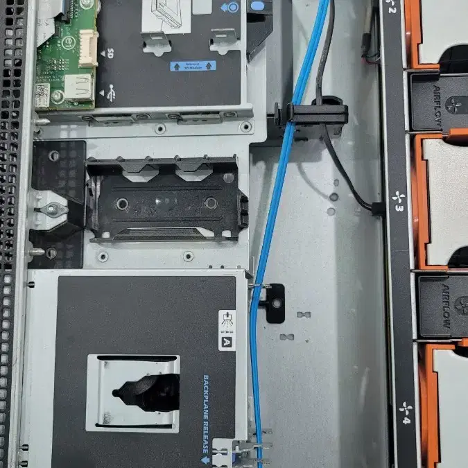 DELL PowerEdge R710 서버 64GB 240ssd