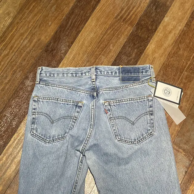 LEVIS US 505 USED HIGH WAIST 32