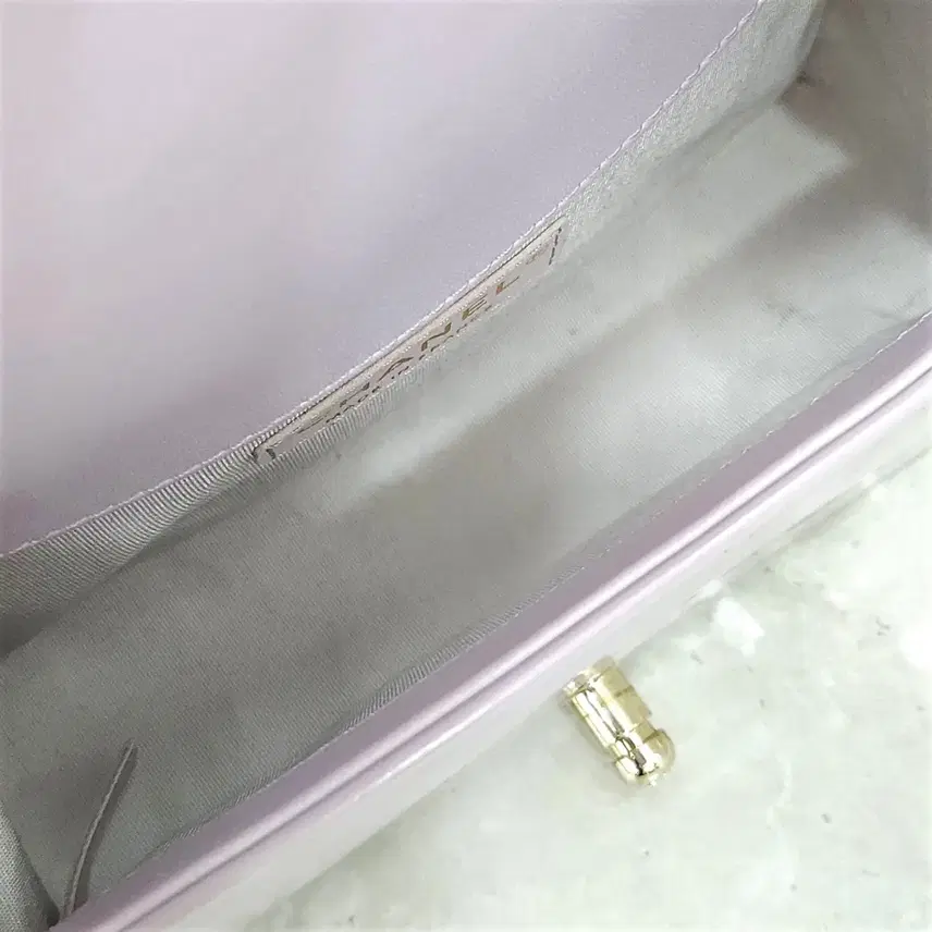샤넬 보이 페이던트 스몰 백 사진 7