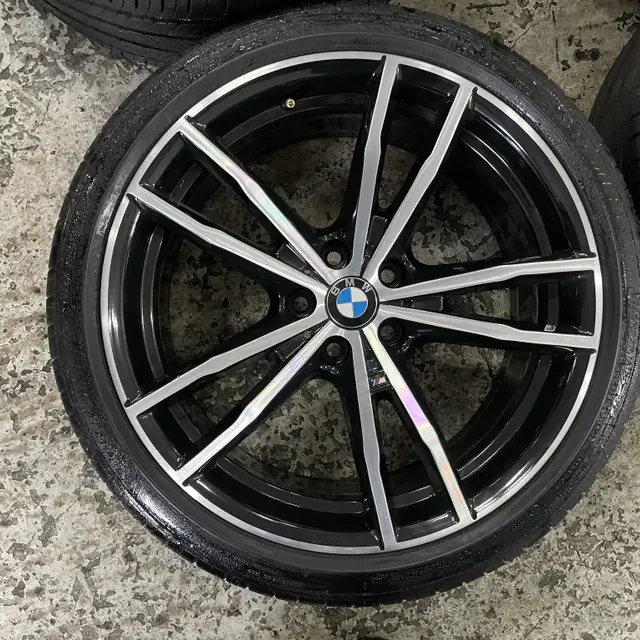 BMW G20 791M 정품 19인치 휠타이어 판매