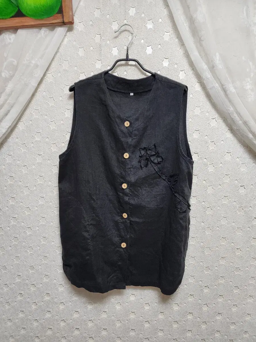 MA vest 77-88