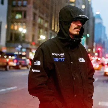 Supreme x The North Face Expedition Jack | 브랜드 중고거래 플랫폼