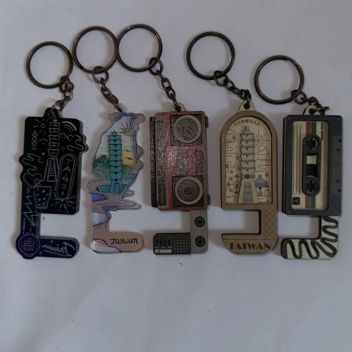 Vintage keychain Taiwan phone holder 3