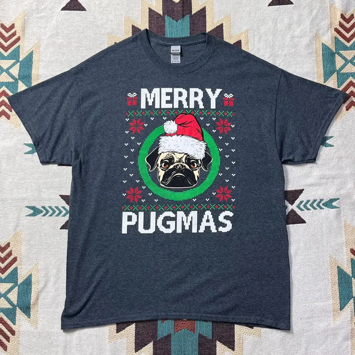 [GILDAN] Gildan MERRY PUGMAS Printed Vahn T-Shirt