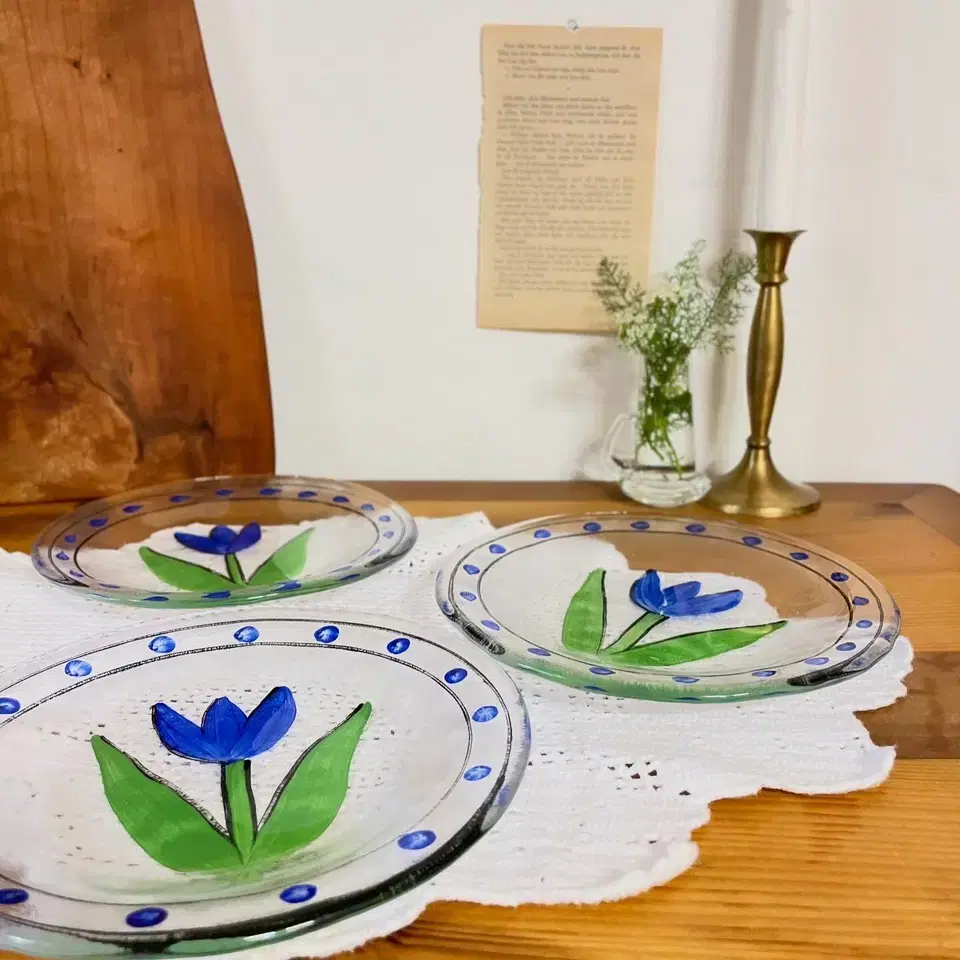 Vintage KOSTA BODA Blue Tulip Salad Plat