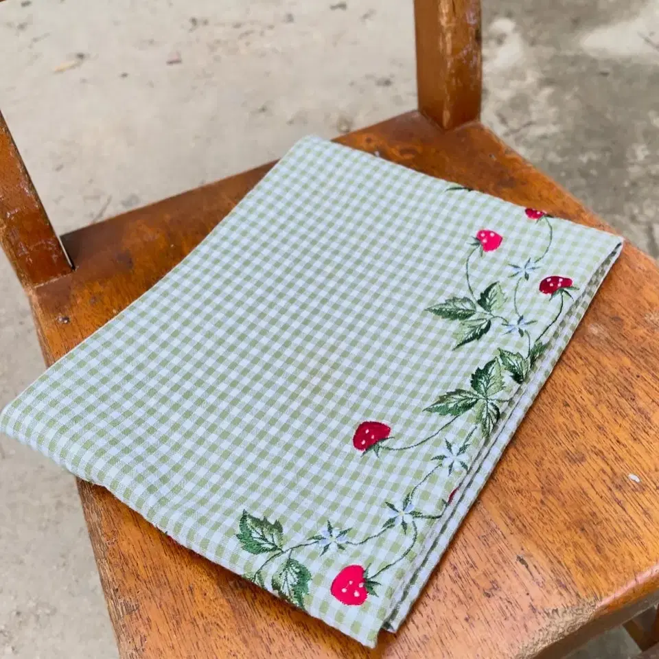 Vintage Strawberry Tablecloth from Swede