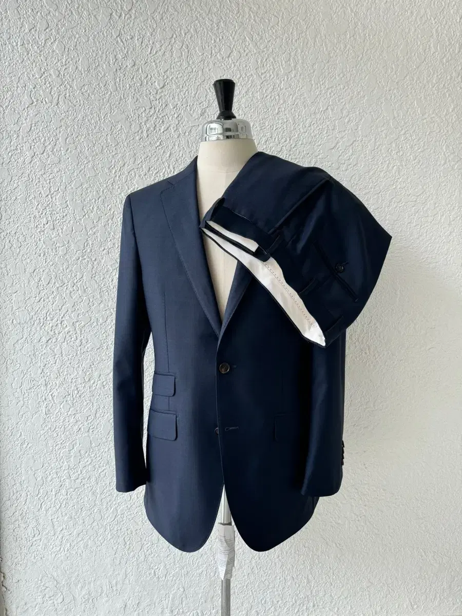 SuitSupply Suit